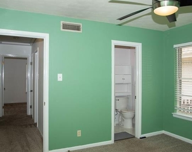 10028 San Lorenzo Avenue - Photo Thumbnail 19