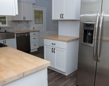 10028 San Lorenzo Avenue - Photo Thumbnail 10