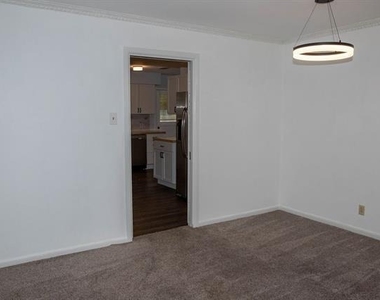 10028 San Lorenzo Avenue - Photo Thumbnail 23