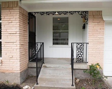 10028 San Lorenzo Avenue - Photo Thumbnail 1