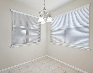2309 Michelle Creek Drive - Photo Thumbnail 9