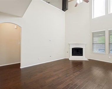 2309 Michelle Creek Drive - Photo Thumbnail 3