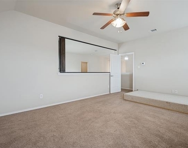 2309 Michelle Creek Drive - Photo Thumbnail 19