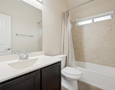 2309 Michelle Creek Drive - Photo Thumbnail 15