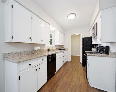1225 W Hanna Street - Photo Thumbnail 8