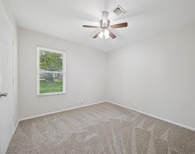 1225 W Hanna Street - Photo Thumbnail 11