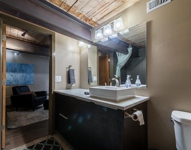 3100 Commerce Street - Photo Thumbnail 18
