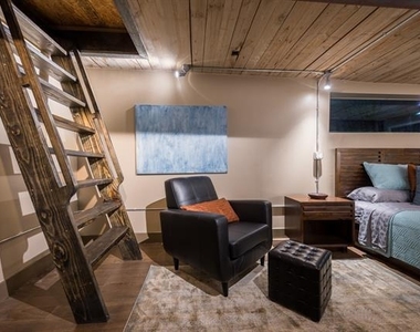 3100 Commerce Street - Photo Thumbnail 16