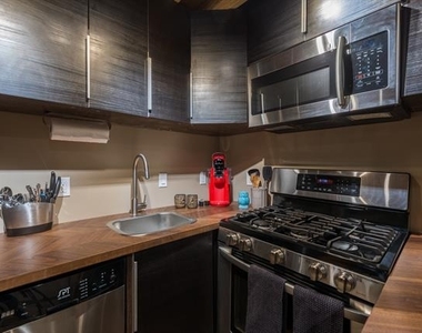 3100 Commerce Street - Photo Thumbnail 23