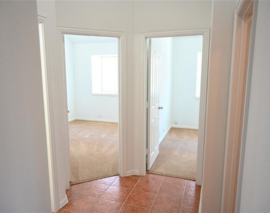 2204 Rockport Drive - Photo Thumbnail 21