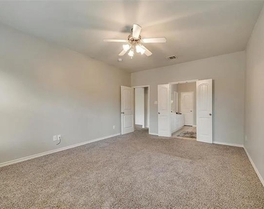 8300 Lonesome Spur Trail - Photo Thumbnail 6