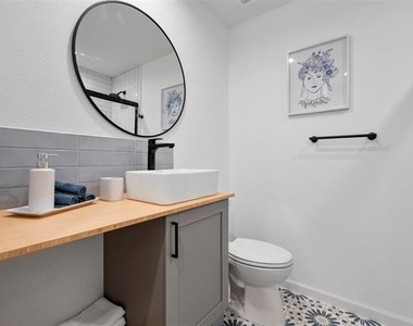 106 Earl Kay Lane - Photo Thumbnail 9