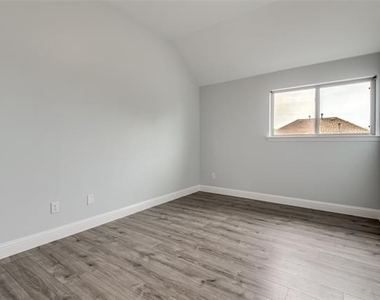 1114 Leafy Glade Road - Photo Thumbnail 31
