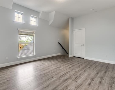 1114 Leafy Glade Road - Photo Thumbnail 27