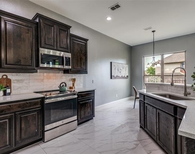 1114 Leafy Glade Road - Photo Thumbnail 15