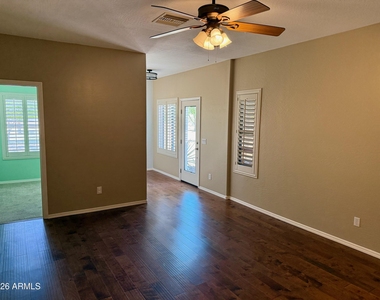 38719 N 7th Street - Photo Thumbnail 14