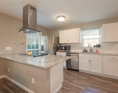 2211 Yewpon Drive - Photo Thumbnail 9
