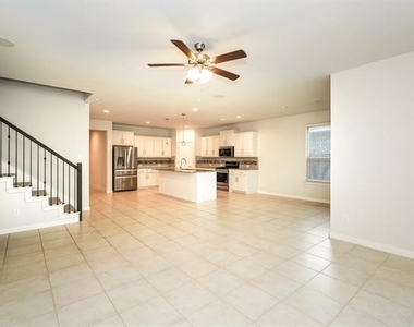 1016 Napier Way - Photo Thumbnail 1