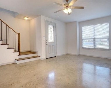 3427 W 6th Street - Photo Thumbnail 3