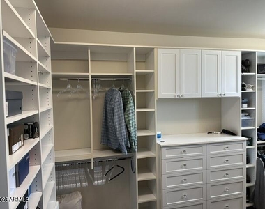 2201 E Grapevine Drive - Photo Thumbnail 14