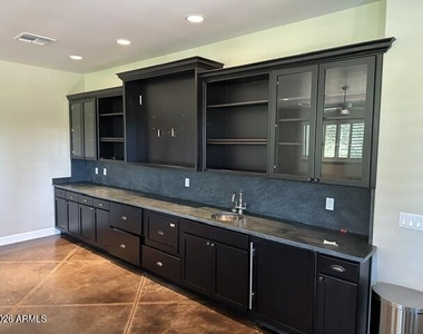 2201 E Grapevine Drive - Photo Thumbnail 17