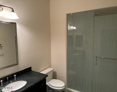 2201 E Grapevine Drive - Photo Thumbnail 24