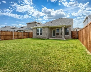 724 Portina Drive - Photo Thumbnail 28