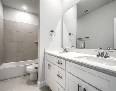 724 Portina Drive - Photo Thumbnail 25