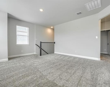 724 Portina Drive - Photo Thumbnail 21