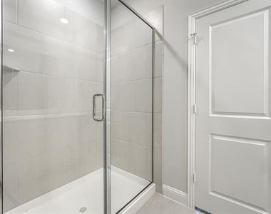 724 Portina Drive - Photo Thumbnail 15