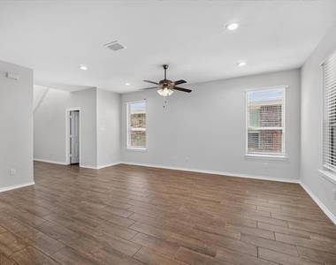 3304 Shortgrass Lane - Photo Thumbnail 3