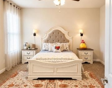 15736 Hazelhurst Lane - Photo Thumbnail 5