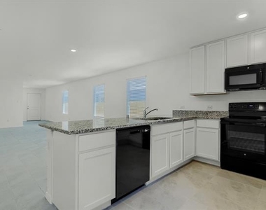 402 Harvest Street - Photo Thumbnail 13