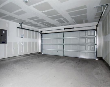 402 Harvest Street - Photo Thumbnail 27