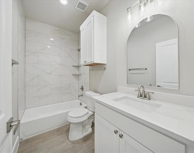 113 Church Street - Photo Thumbnail 22