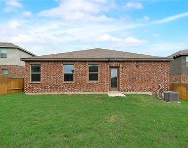 281 Moonstone Way - Photo Thumbnail 28