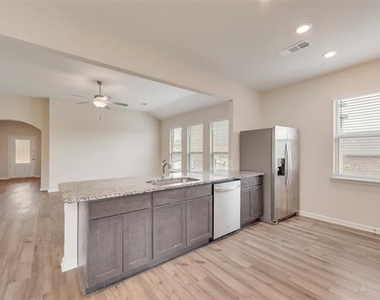 281 Moonstone Way - Photo Thumbnail 26