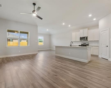 2113 Atwood Drive - Photo Thumbnail 2