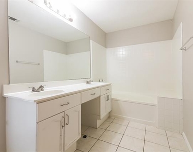 415 N Gaston Drive - Photo Thumbnail 16