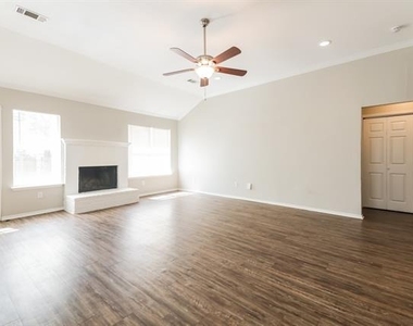 415 N Gaston Drive - Photo Thumbnail 4
