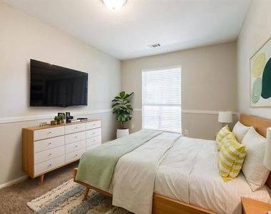 415 N Gaston Drive - Photo Thumbnail 14