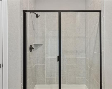 929 Emerson Drive - Photo Thumbnail 15