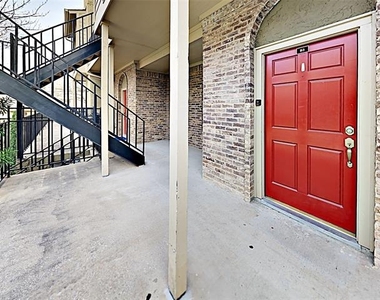 5740 Martel Avenue - Photo Thumbnail 1