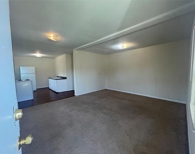 616 Grand Avenue - Photo Thumbnail 6