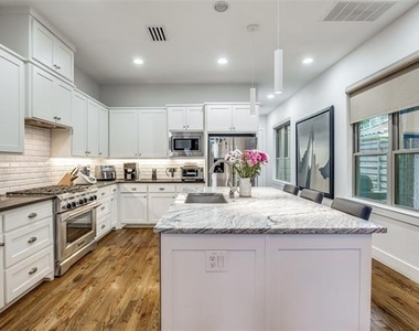 5611 Martel Avenue - Photo Thumbnail 9