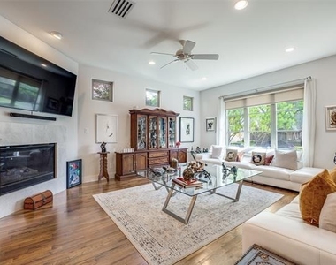 5611 Martel Avenue - Photo Thumbnail 4