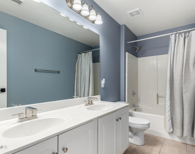 22027 N 73rd Avenue - Photo Thumbnail 17
