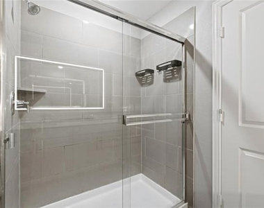913 Adelyn Street - Photo Thumbnail 18