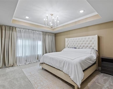 913 Adelyn Street - Photo Thumbnail 15