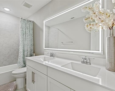 913 Adelyn Street - Photo Thumbnail 21
